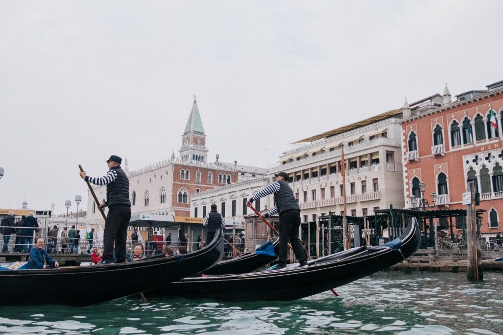 Gondola Boats Men