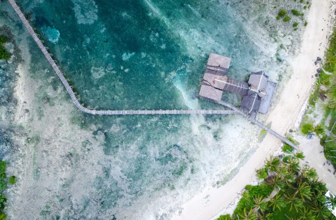 surfing spots in siargao cloud 9