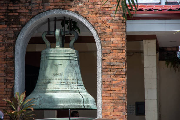 exploring bacolod san sebastian cathedral
